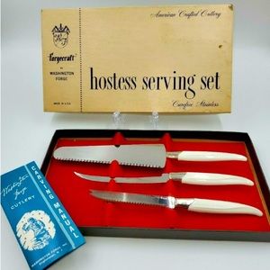 VINTAGE MIRILIUM WASHINGTON FORGECRAFT 3-PIECE HOSTESS SET WITH MANUAL